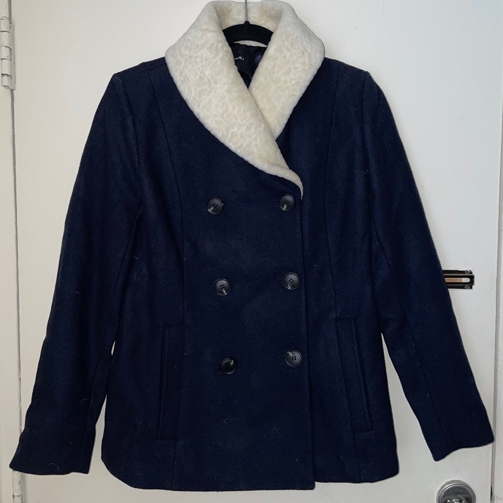 Tahari Woolen coat